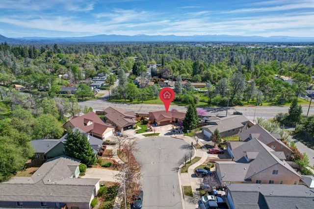 3297 Bridgewater Court, Redding, CA 96003