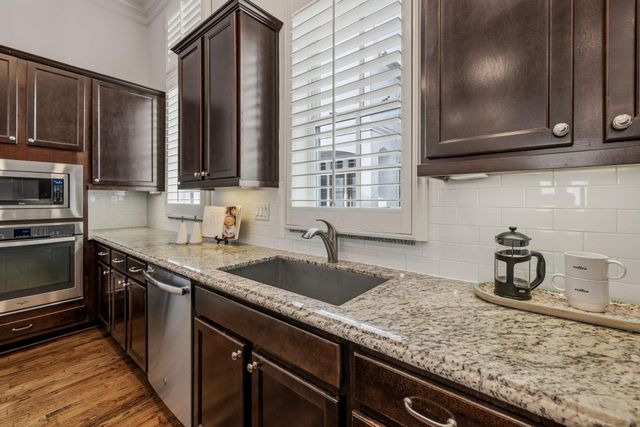 1244 W 23rd Street, Houston, TX 77008