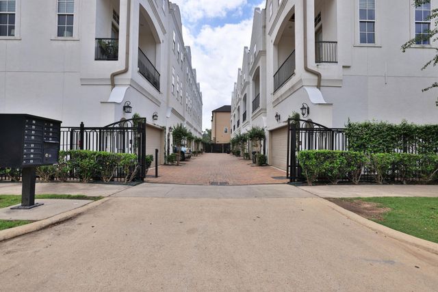 1244 W 23rd Street, Houston, TX 77008