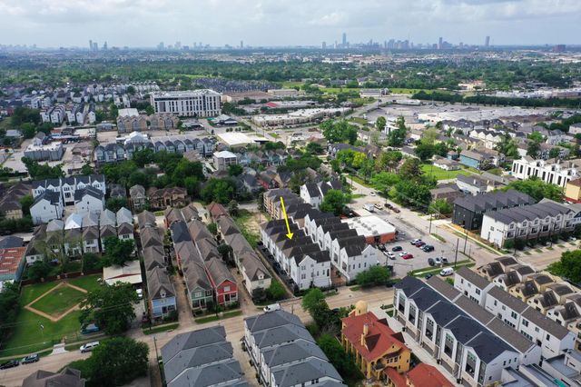 1244 W 23rd Street, Houston, TX 77008