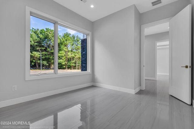 1005 BAL HARBOR Drive, Toms River, NJ 08755