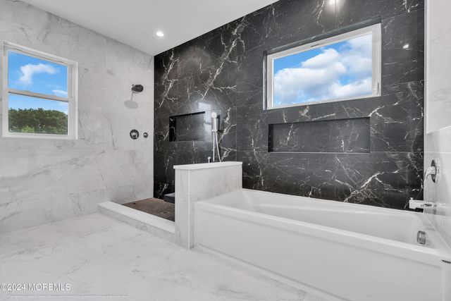 1005 BAL HARBOR Drive, Toms River, NJ 08755