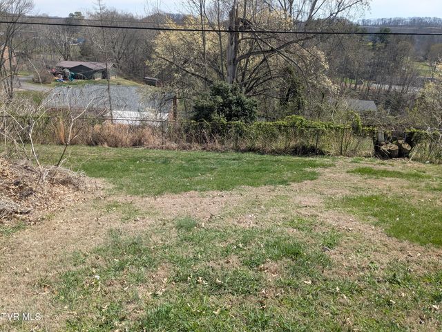 221 Oneida Court, Kingsport, TN 37664