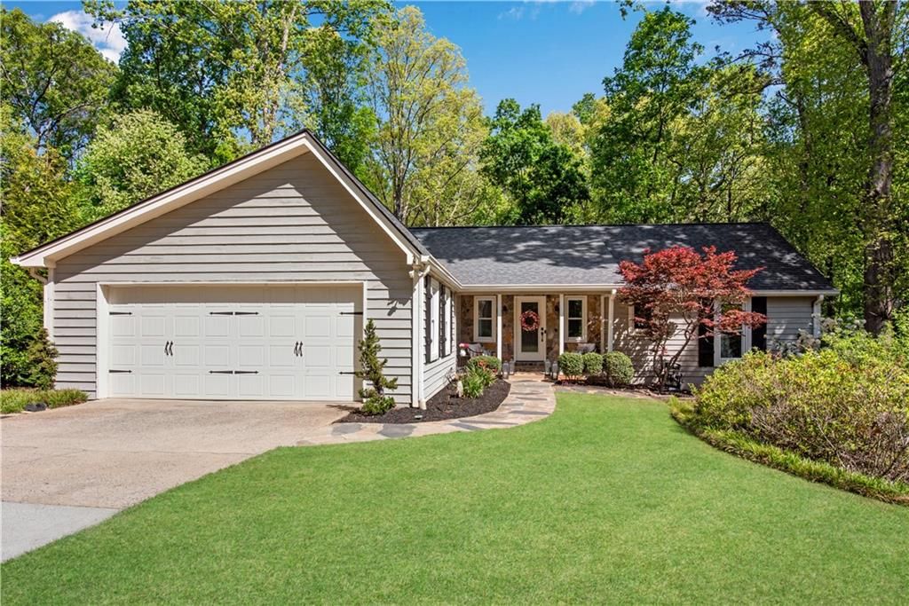 120 Boxelder Lane, Roswell, GA 30076