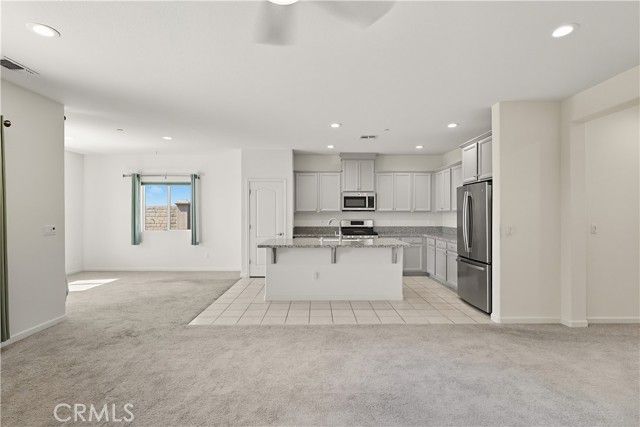 737 Betten, Los Banos, CA 93635