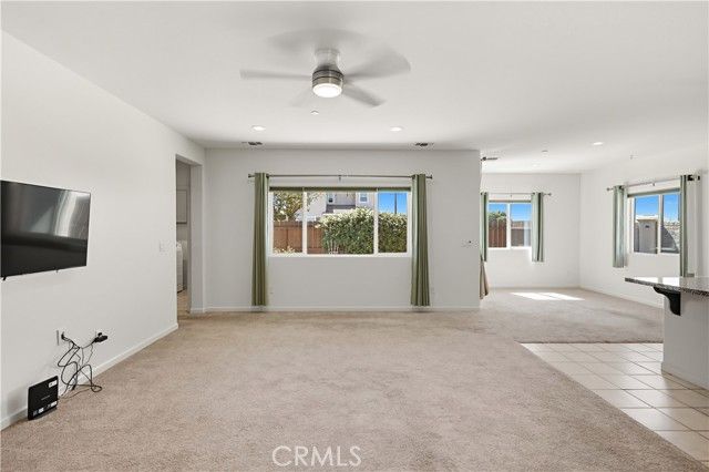 737 Betten, Los Banos, CA 93635