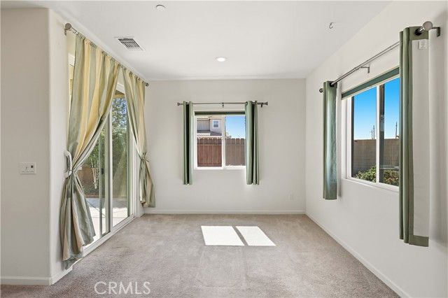 737 Betten, Los Banos, CA 93635