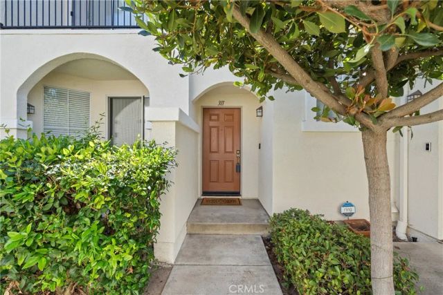 311 Falcon, Irvine, CA 92618
