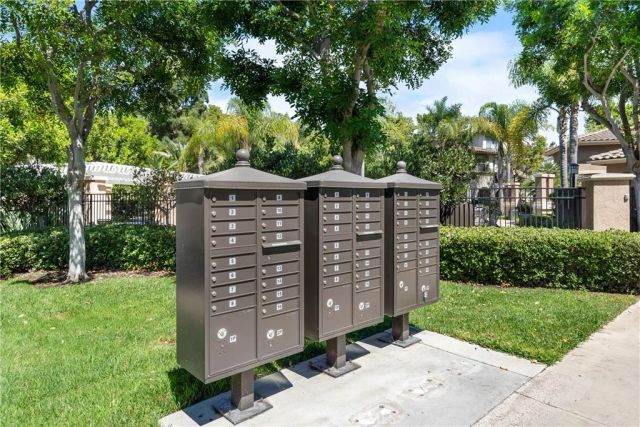 311 Falcon, Irvine, CA 92618