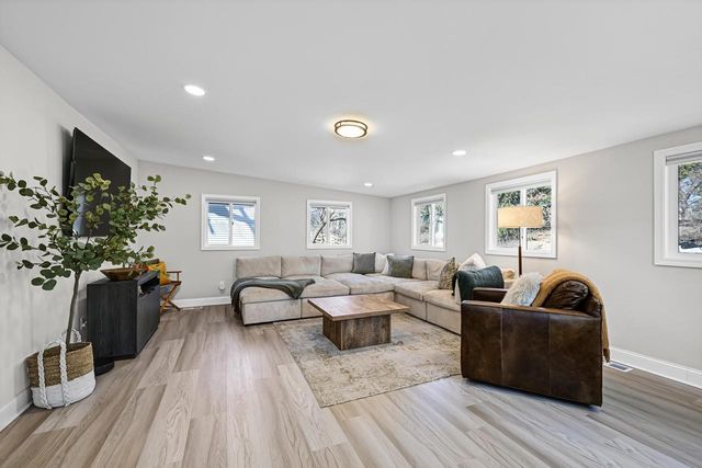 W145 Hilltop ROAD, Genoa City, WI 53128