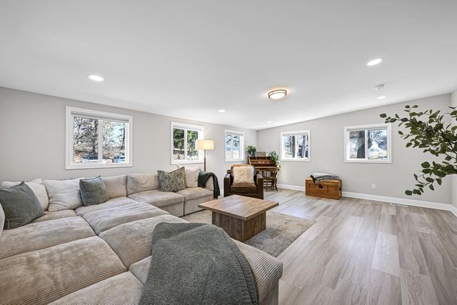 W145 Hilltop ROAD, Genoa City, WI 53128