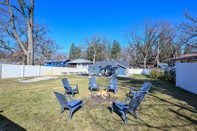 W145 Hilltop ROAD, Genoa City, WI 53128