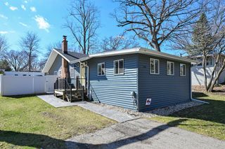 W145 Hilltop ROAD, Genoa City, WI 53128