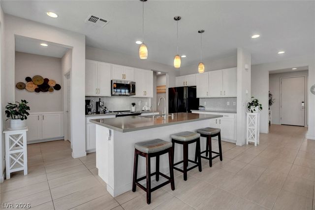 4780 South Sierra Heights Court, Pahrump, NV 89061