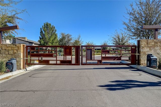 4780 South Sierra Heights Court, Pahrump, NV 89061