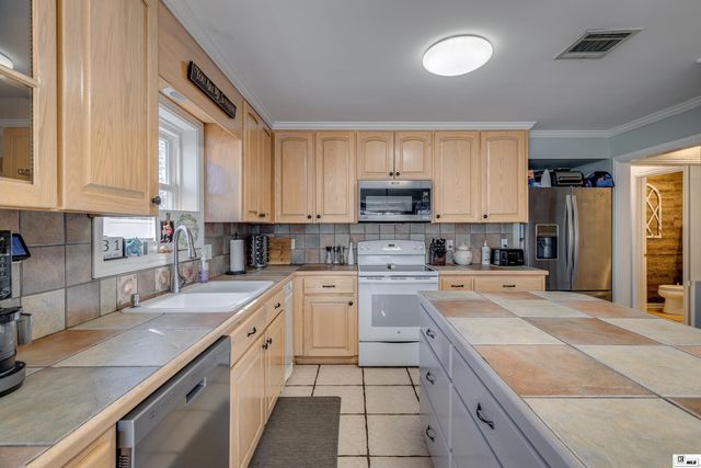 121 COMANCHE TRAIL, West Monroe, LA 71291