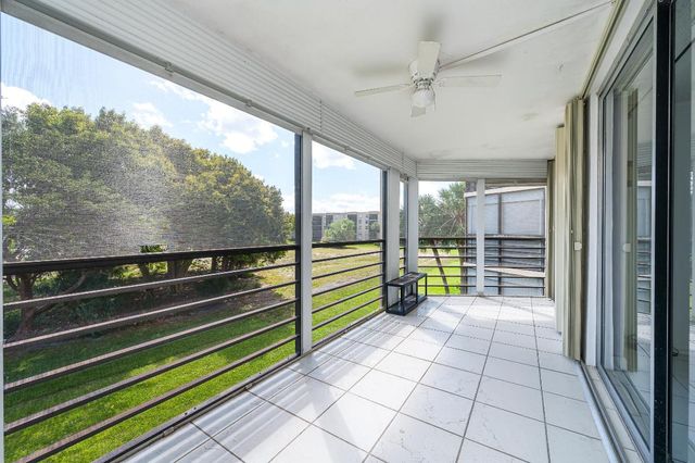 5340 NW 2nd Avenue 323, Boca Raton, FL 33487