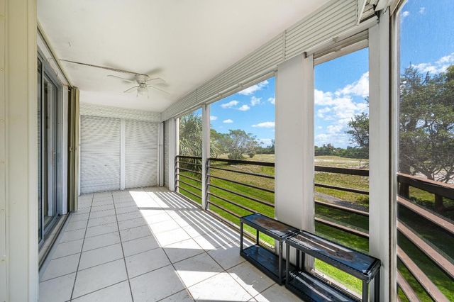 5340 NW 2nd Avenue 323, Boca Raton, FL 33487