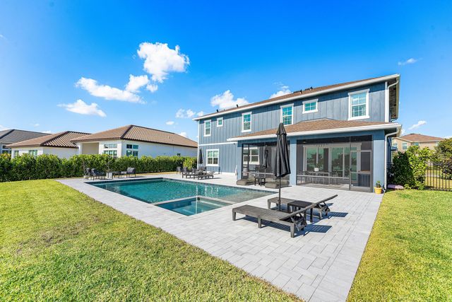 923 Hookline Circle, Loxahatchee, FL 33470