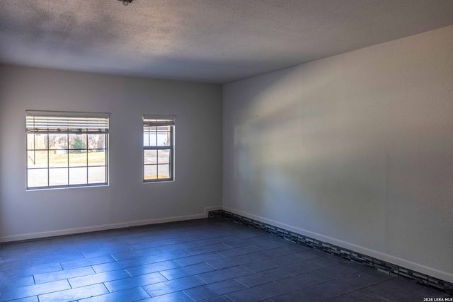 7307 SILENT SPG, San Antonio, TX 78250