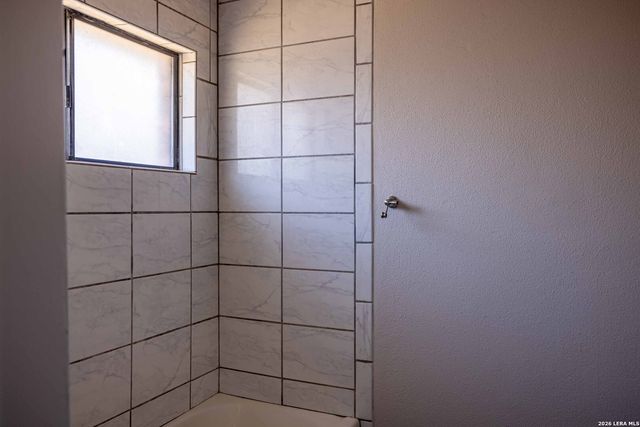 7307 SILENT SPG, San Antonio, TX 78250