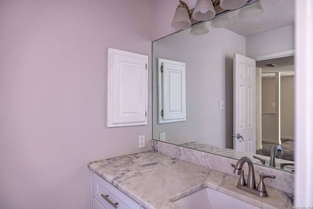 7307 SILENT SPG, San Antonio, TX 78250