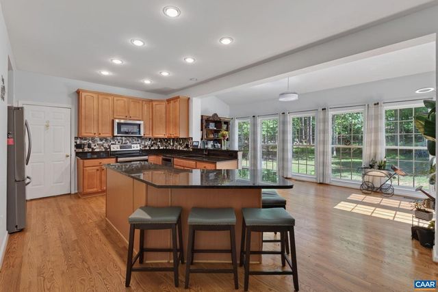 504 WILLOW RIDGE RD, Troy, VA 22974