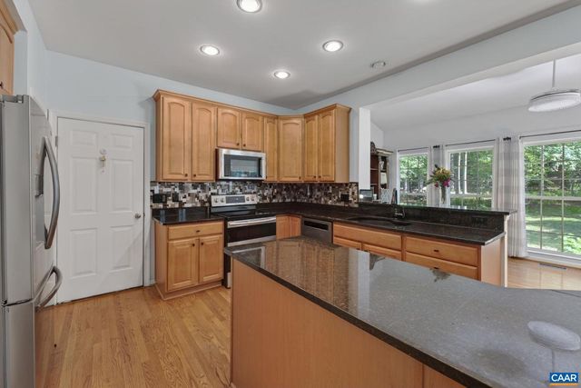 504 WILLOW RIDGE RD, Troy, VA 22974