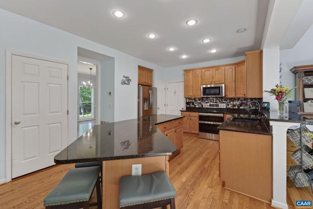 504 WILLOW RIDGE RD, Troy, VA 22974