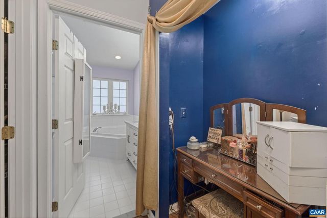 504 WILLOW RIDGE RD, Troy, VA 22974
