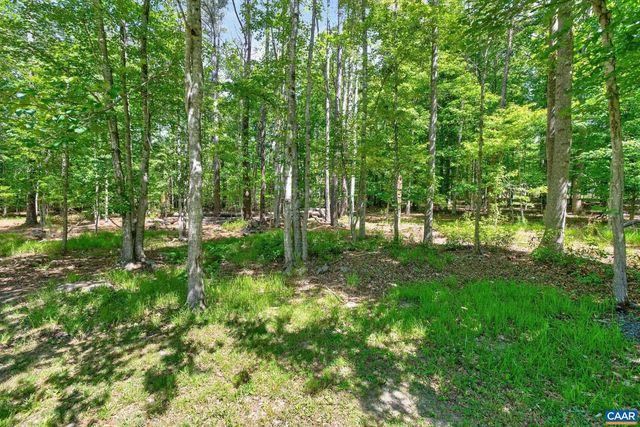 504 WILLOW RIDGE RD, Troy, VA 22974