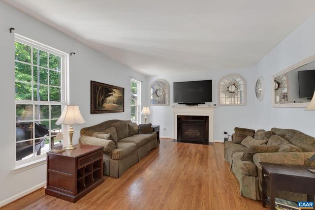 504 WILLOW RIDGE RD, Troy, VA 22974