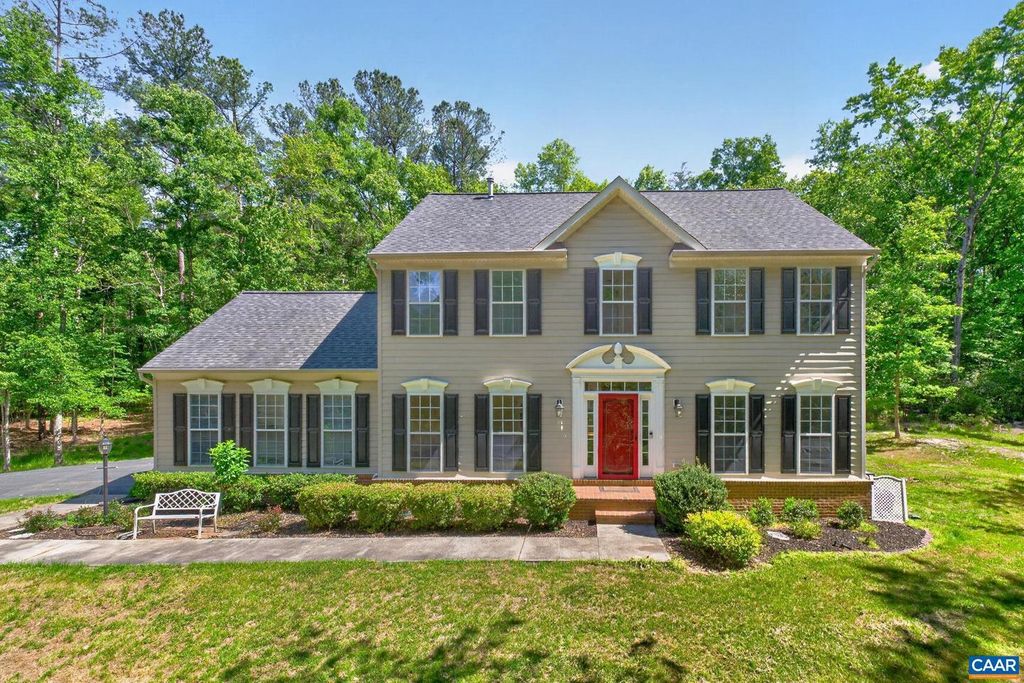 504 WILLOW RIDGE RD, Troy, VA 22974