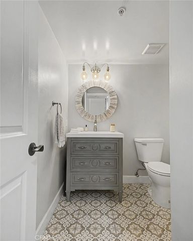 10894 Olinda Street 109, Sun Valley, CA 91352