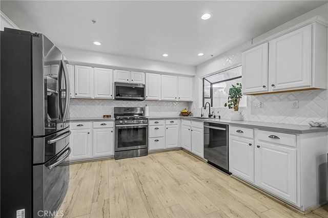 10894 Olinda Street 109, Sun Valley, CA 91352