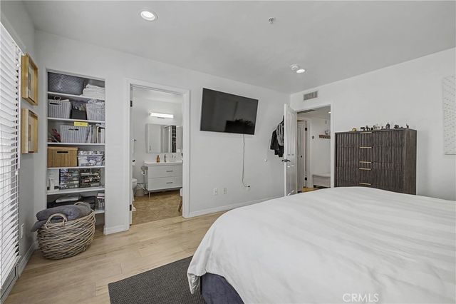 10894 Olinda Street 109, Sun Valley, CA 91352