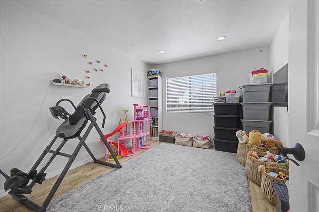 10894 Olinda Street 109, Sun Valley, CA 91352