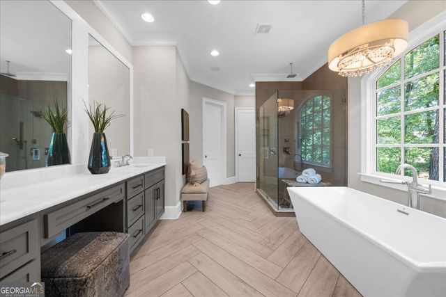 6806 Misty Cove, Flowery Branch, GA 30542