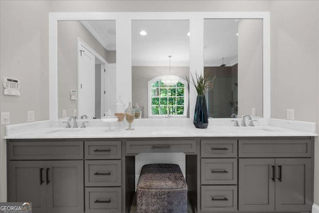 6806 Misty Cove, Flowery Branch, GA 30542