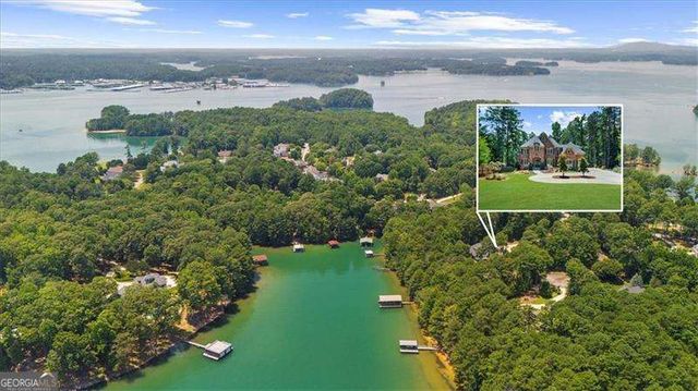 6806 Misty Cove, Flowery Branch, GA 30542