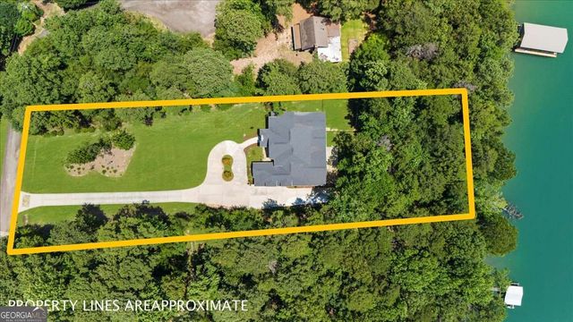 6806 Misty Cove, Flowery Branch, GA 30542