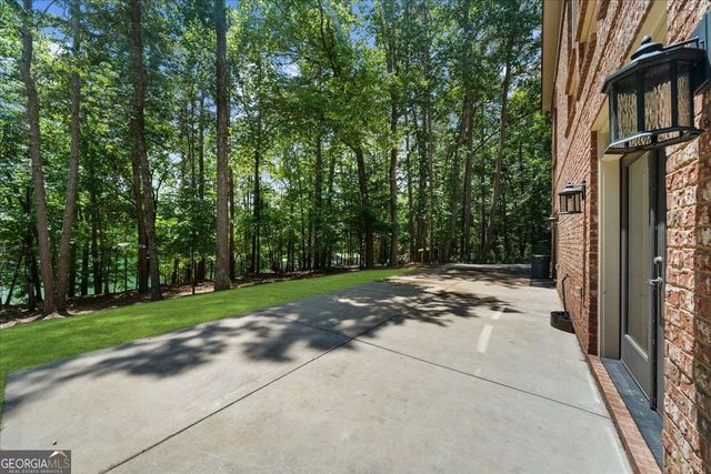 6806 Misty Cove, Flowery Branch, GA 30542