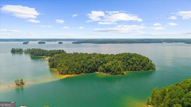 6806 Misty Cove, Flowery Branch, GA 30542