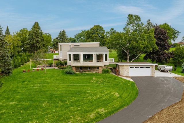 N57W26416 Mountain Meadows DRIVE, Lisbon, WI 53089