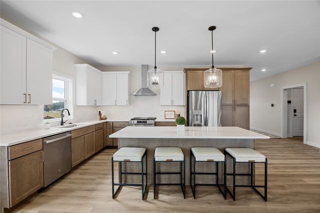 230 Howard Ave NW, Swisher, IA 52338