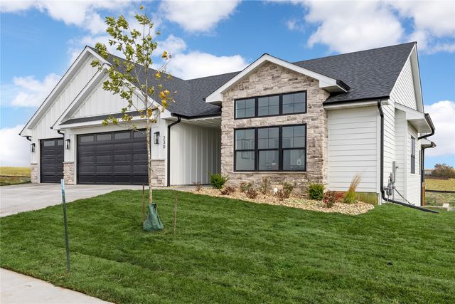 230 Howard Ave NW, Swisher, IA 52338