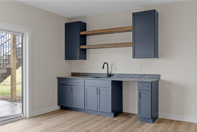 230 Howard Ave NW, Swisher, IA 52338