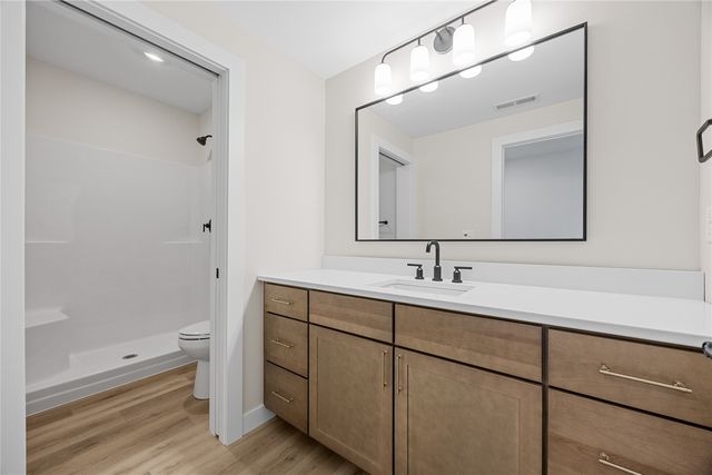 230 Howard Ave NW, Swisher, IA 52338