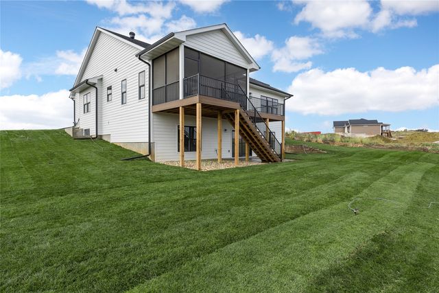 230 Howard Ave NW, Swisher, IA 52338