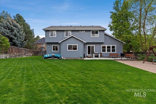 2612 Gladstone Ct, Eagle, ID 83616